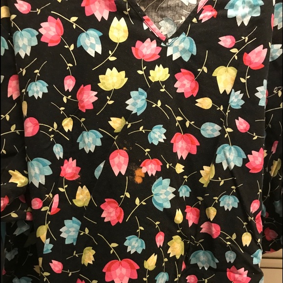 Nursing shirt size 5 xl - Picture 1 of 3